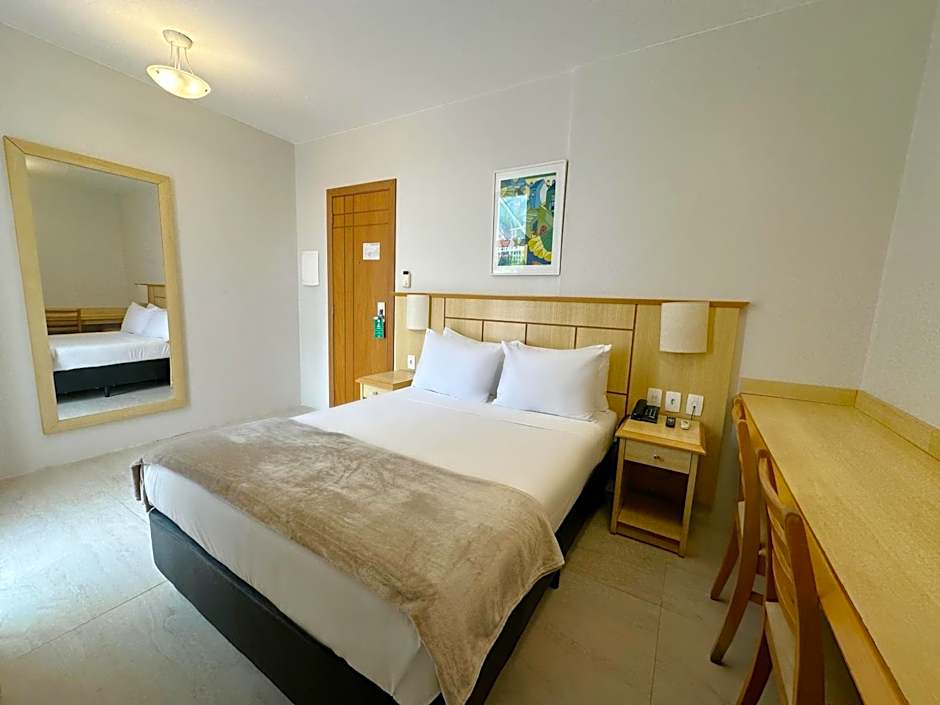 Hotel Monte Alegre