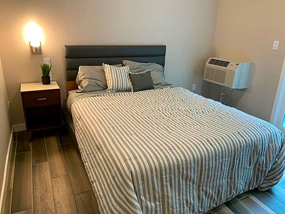 Solis Place in Old Town