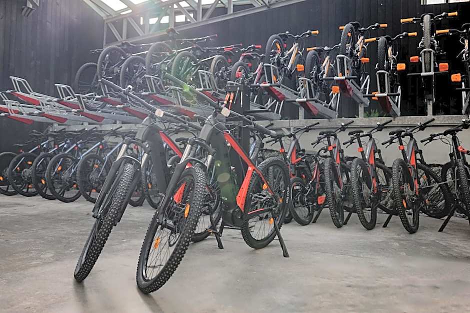 Hillview Hotel Grandvoir