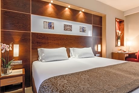 Double room for individual use