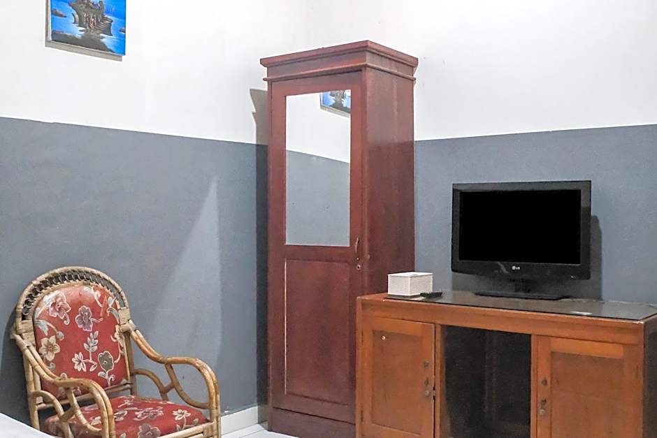 OYO 93117 Penginapan Tiga Dara