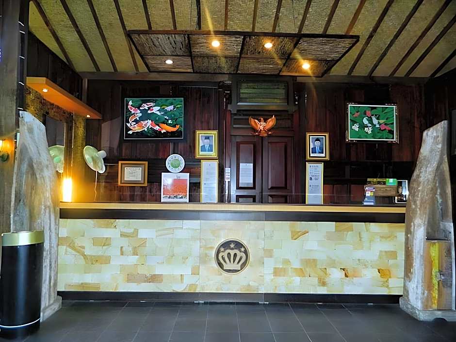 Hotel Mahkota Plengkung