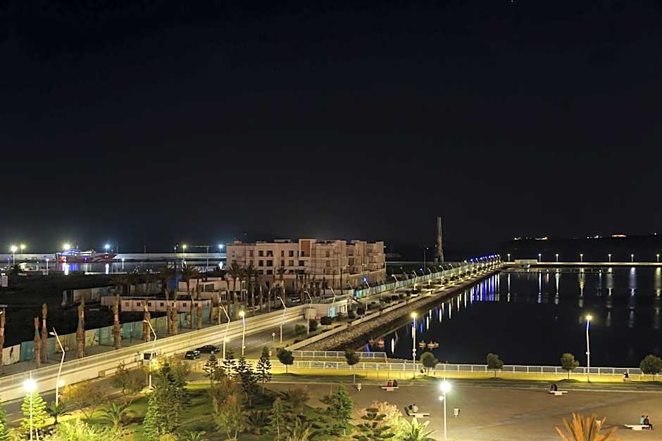 Hotel El Djenina
