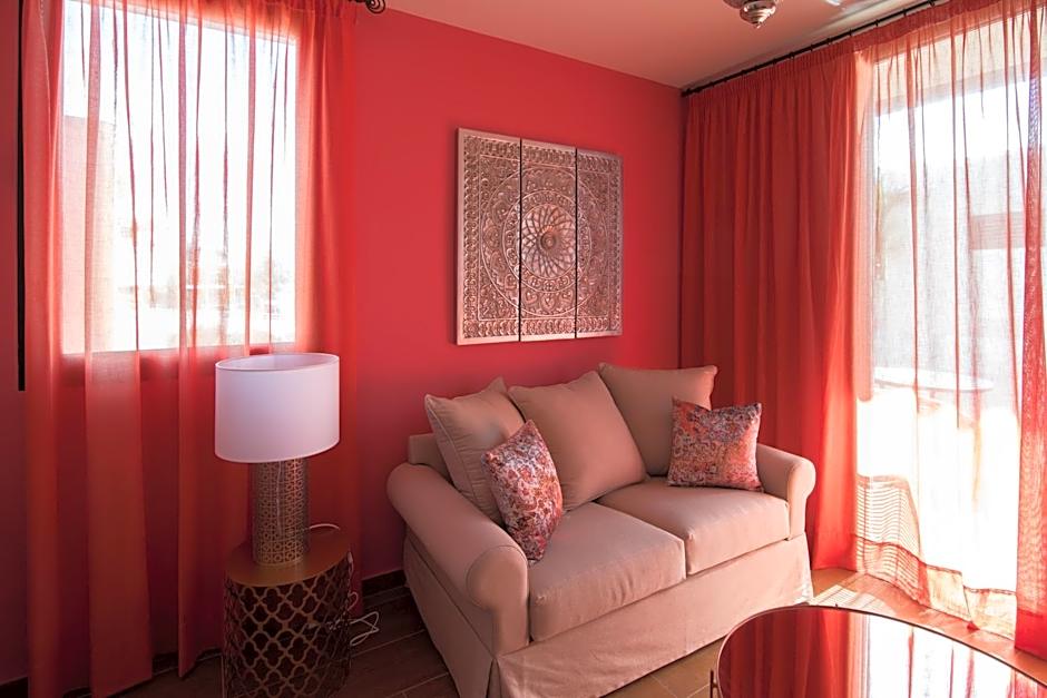 Alhambra Boutique Apartments by TAM Resorts