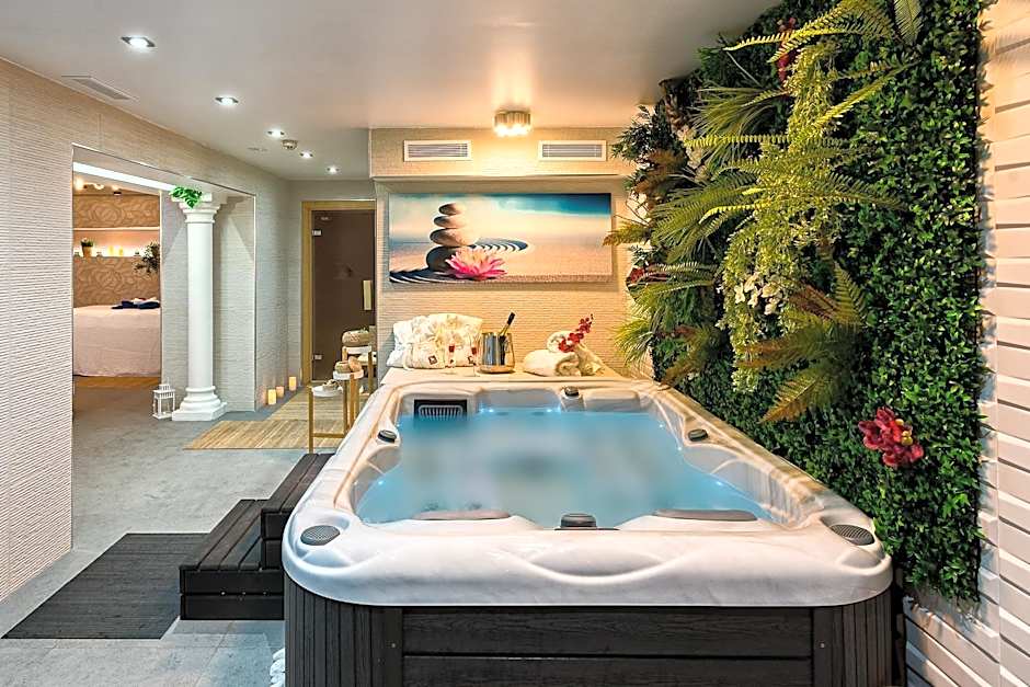 Hotel Soho Boutique El Tiburon & Spa -Adults Recommended