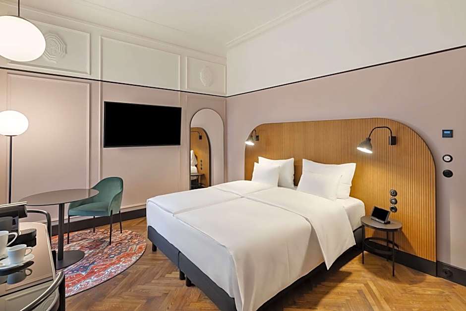 Hotel Astoria Vienna, Curio Collection by Hilton