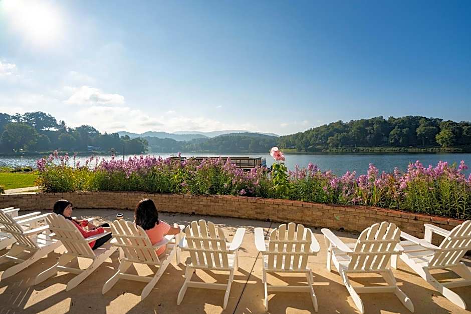 The Terrace Hotel at Lake Junaluska