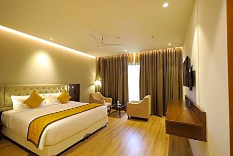 Premium King Suite
