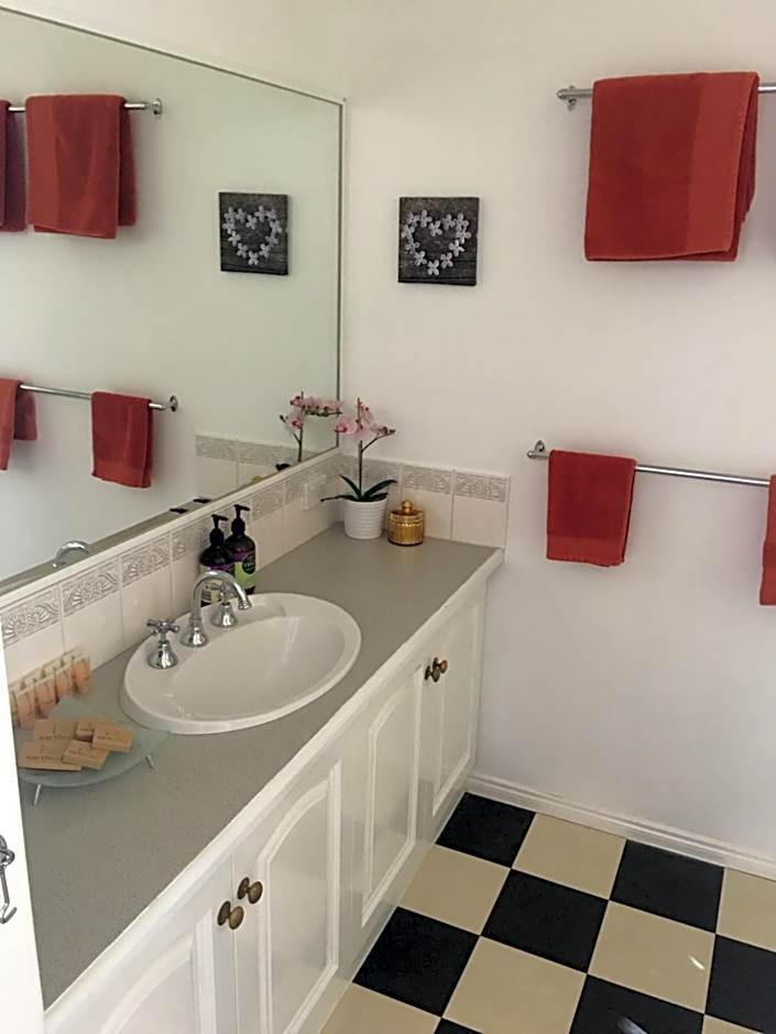 Home Farm Healesville