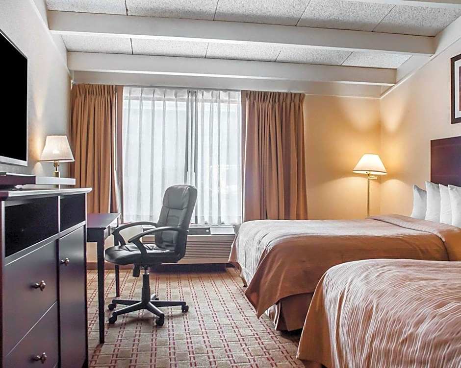 Quality Inn Buffalo Airport