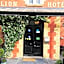 Lion Hotel