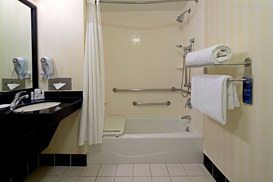 Fairfield Inn and Suites Turlock
