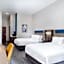 Holiday Inn Express Pratt By IHG
