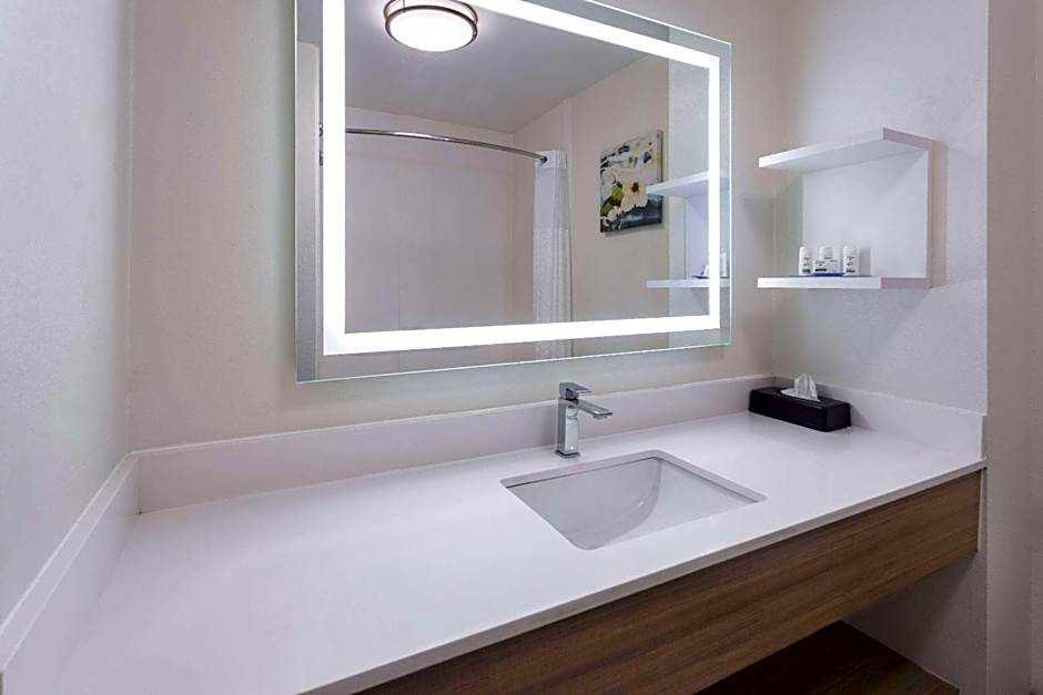 La Quinta Inn & Suites by Wyndham Newnan