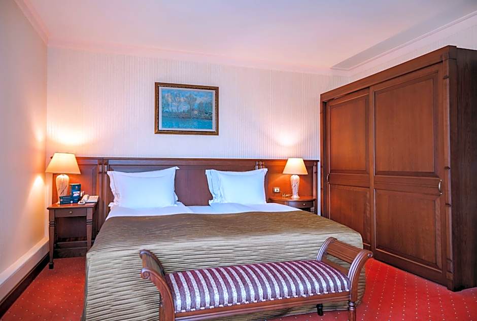 Crystal Palace Boutique Hotel