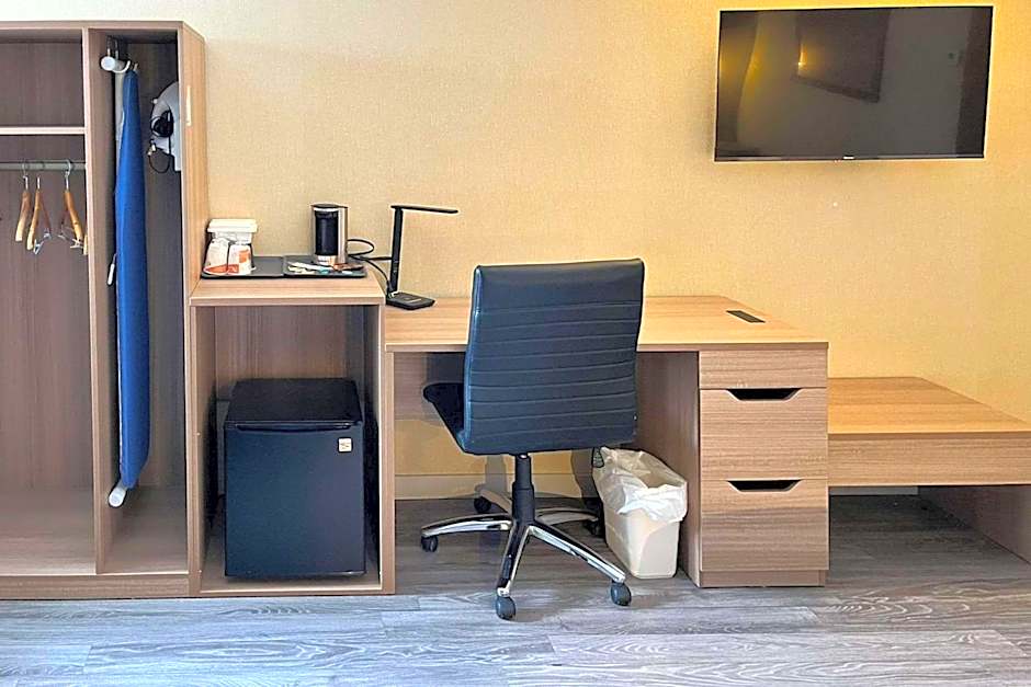 Econo Lodge Quebec Airport