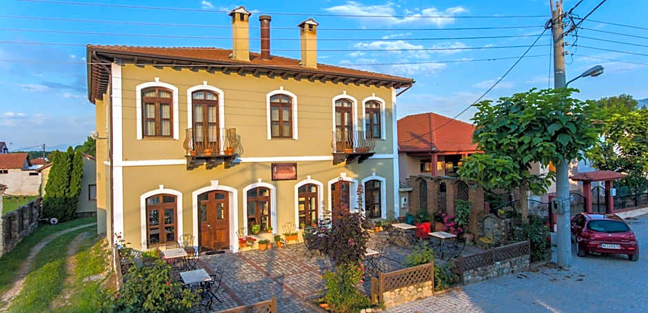 Oikoperiigitis Hotel