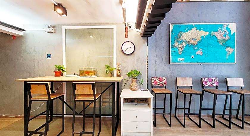 Citin Sukhumvit 11 Nana Bangkok by Compass Hospitality