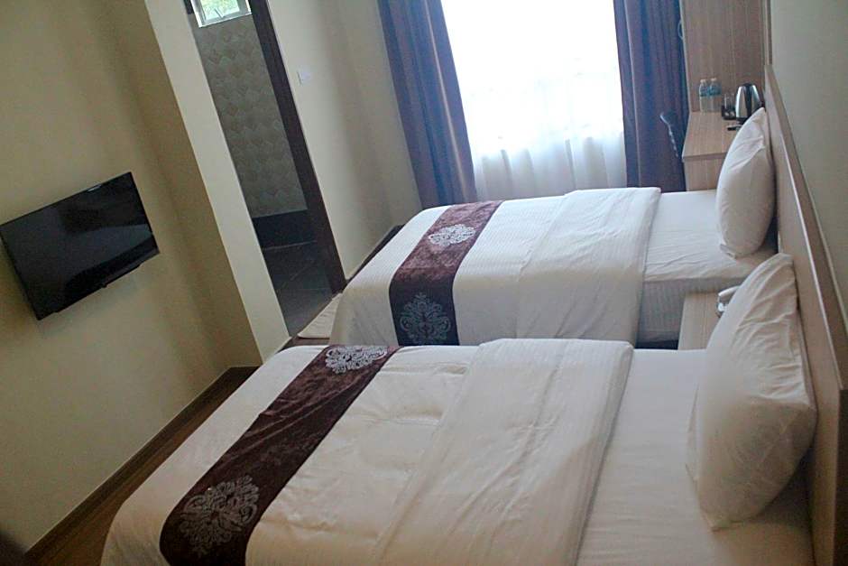 Veer Hotel