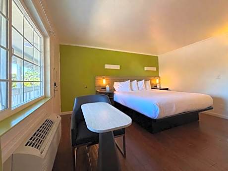 Classic King Room