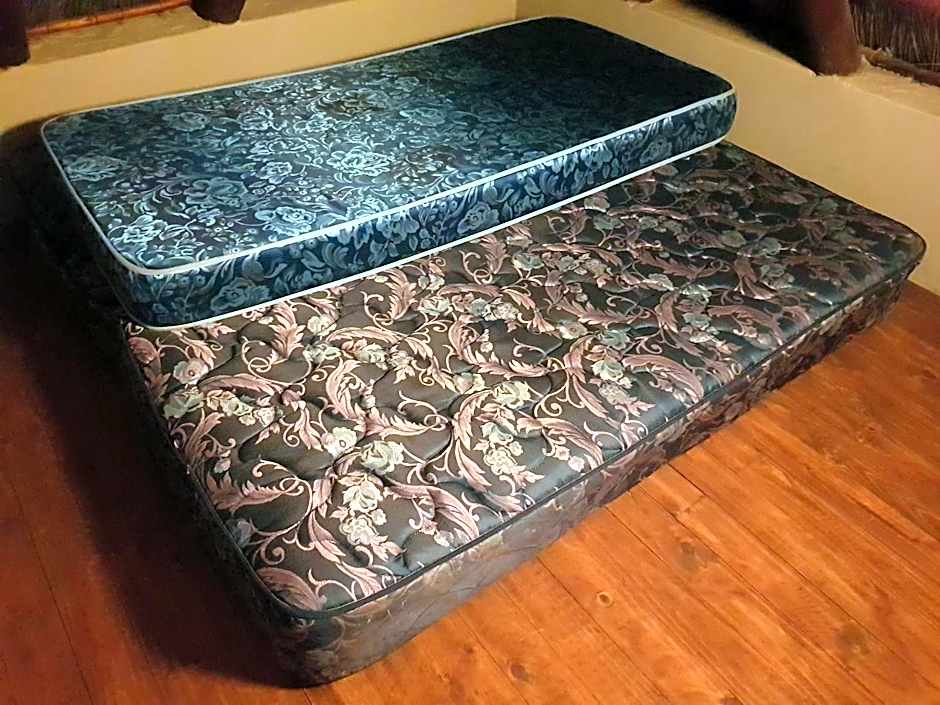 Zebula Golf and Wildlife Estate - Squirrel Pandemonium Pax 12 - Moi Signature Luxury villa