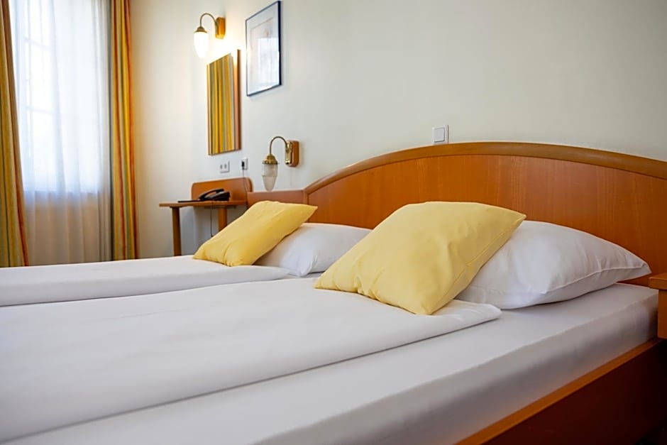 Suite Hotel 900m zur Oper