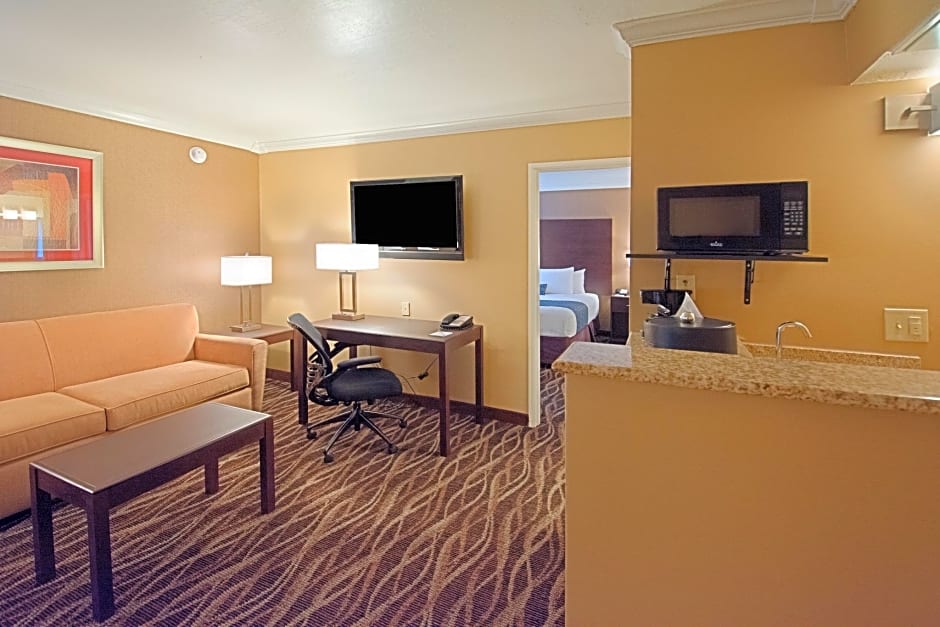 Hotel Tempe/Phoenix Airport InnSuites Hotel & Suites