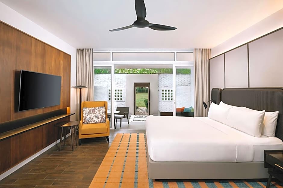 Photo 1 of 9 of Courtyard 1 King Bed