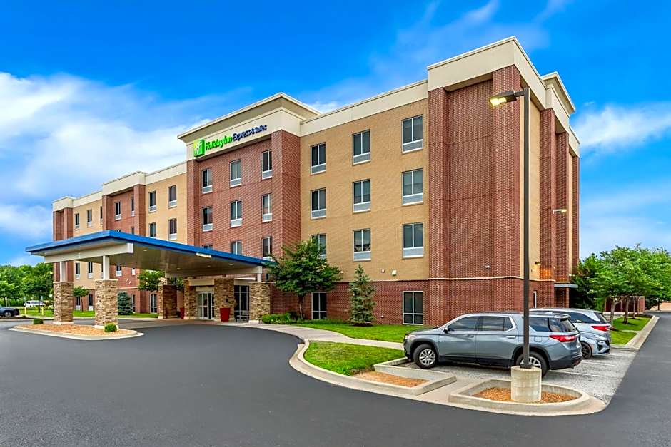 Holiday Inn Express and Suites St Louis-Chesterfield By IHG