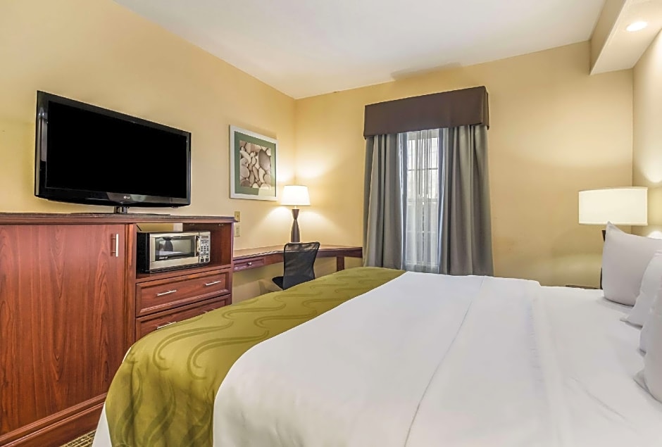 Quality Inn Oak Ridge
