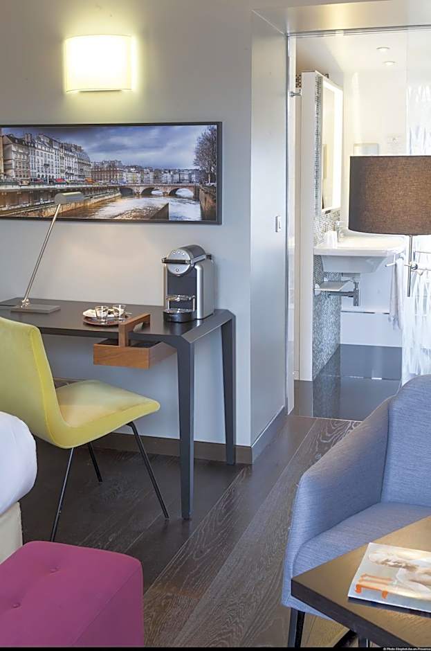 Hotel De L'Universite