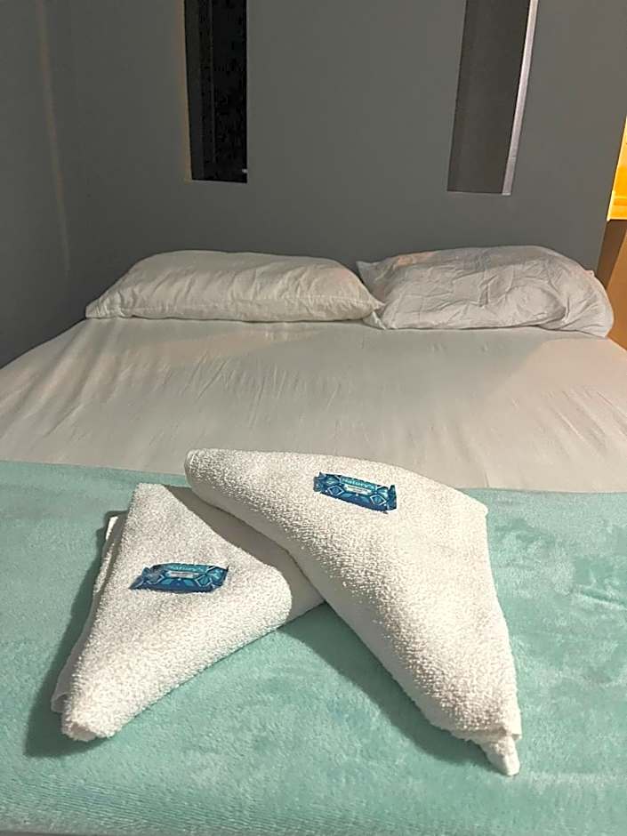 Esquina 8 Suítes Confort & Hostel