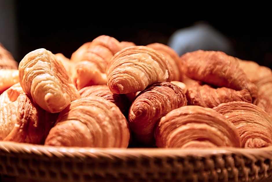 Sunrise Attitude (Adults Only)