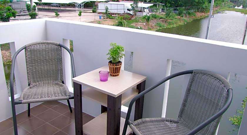 At Ease Residence Suvarnabhumi