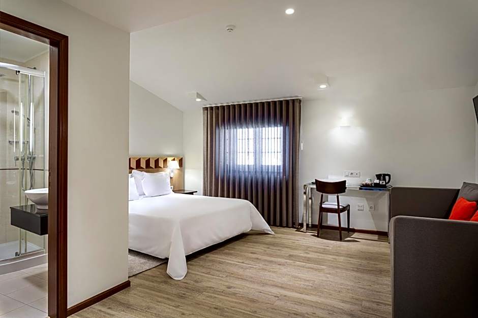 Hotel Aveiro Center