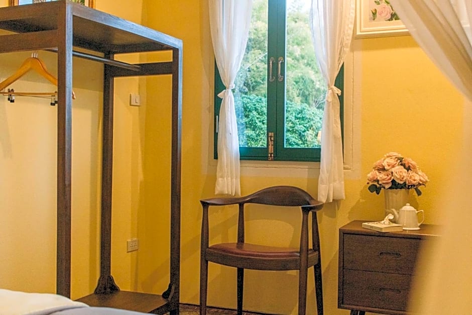 Bhirom at Baan Thongjaya