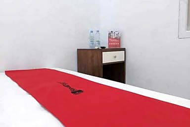 RedDoorz Syariah near Transmart Tegal