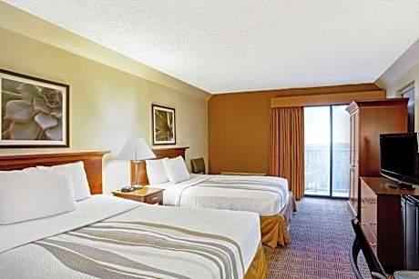 La Quinta Inn & Suites by Wyndham Stamford