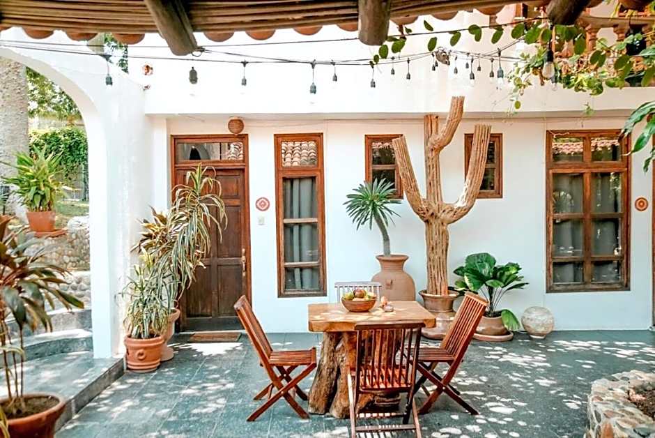 Casa de Olas Boutique Hotel