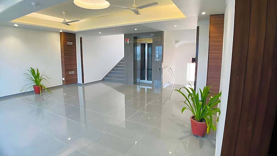 Hotel Ashray Inn Express