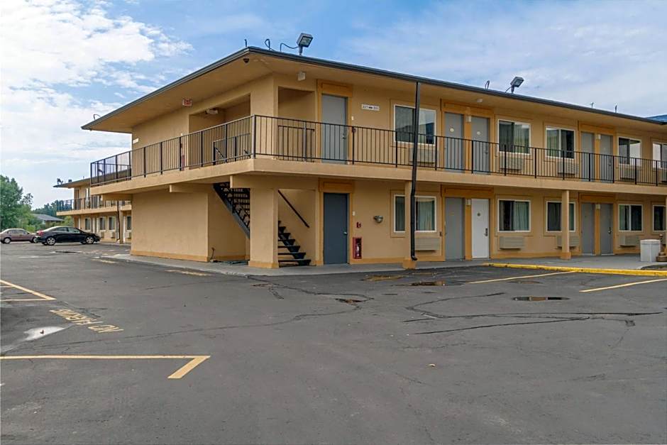 Motel 6-Oshkosh, WI