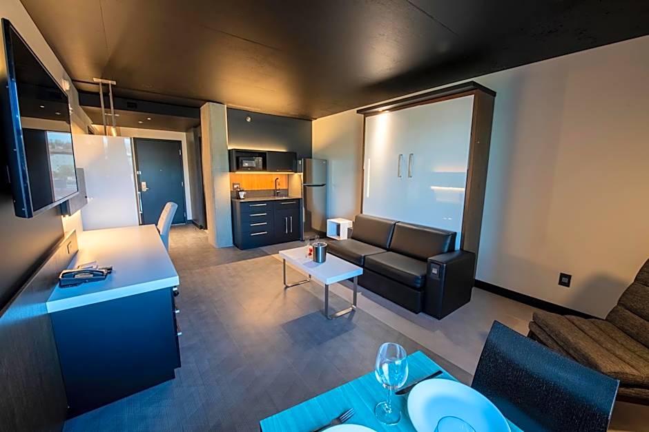 Grand Times Hotel - Aeroport de Quebec