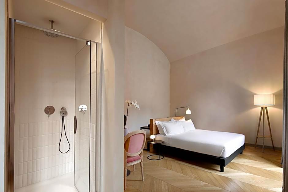 Opera35 Boutique Hotel