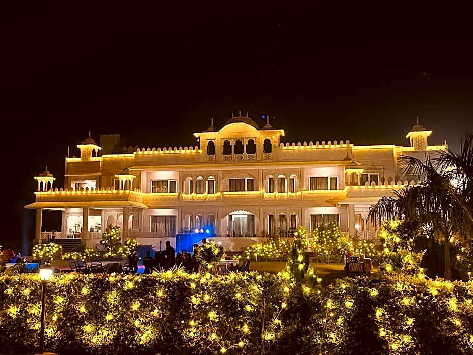 Dhawala Resort by Aamod 