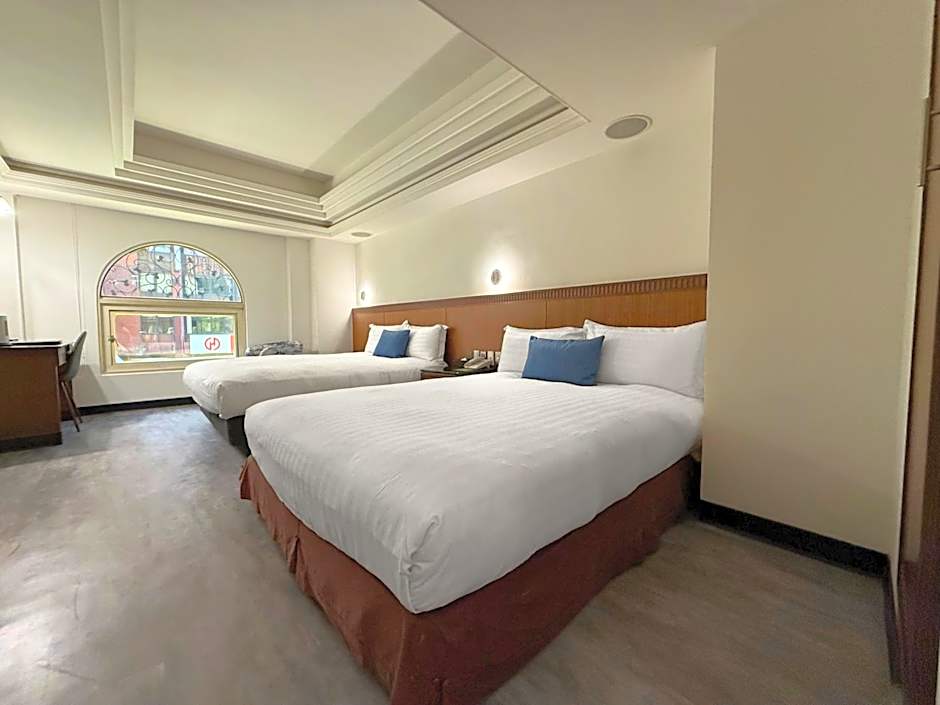Photo 1 of 4 of Deluxe 2 Beds