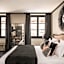 Maisons du Monde Hotel & Suites - Marseille Vieux Port