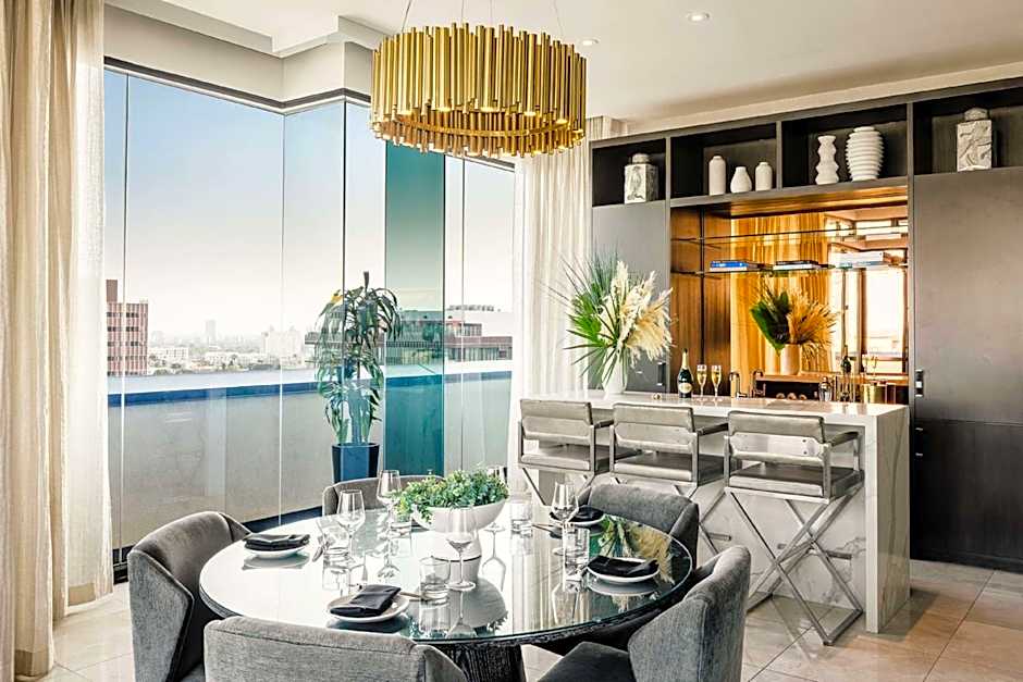 Dream Hollywood by Hyatt