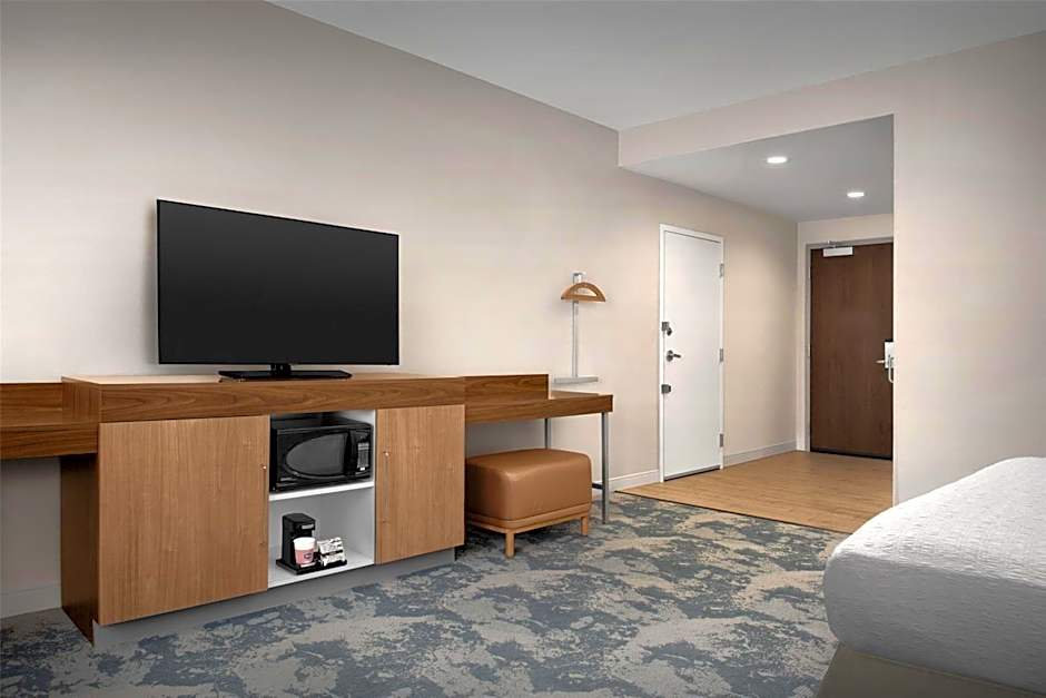 Hampton Inn By Hilton & Suites Walterboro