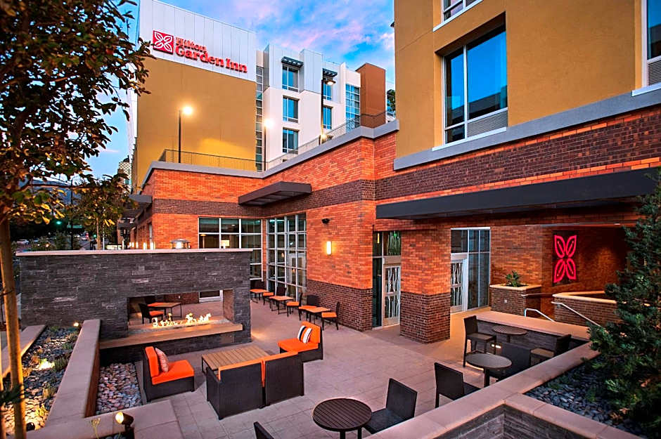 Hilton Garden Inn Burbank Downtown, CA