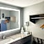 Travelodge by Wyndham Sellersburg / Louisville North
